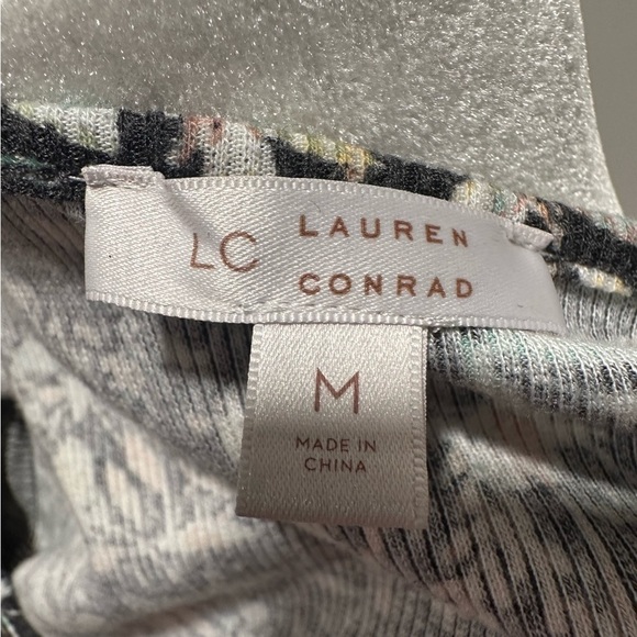 Lc Lauren Conrad Women’s Floral Short Sleeve V-Neck Dress Size Medium - Picture 6 of 8